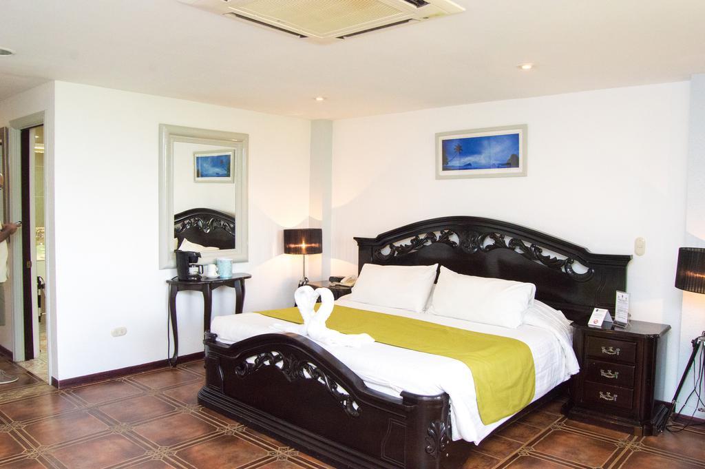 La Mansion Inn Manuel Antonio Dış mekan fotoğraf
