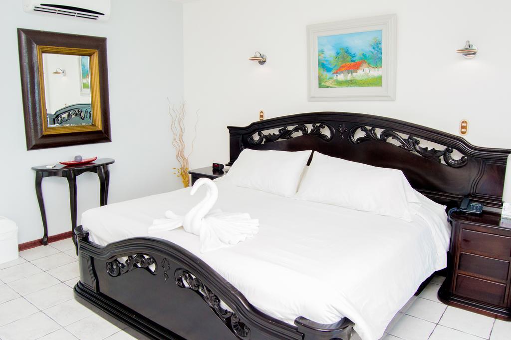 La Mansion Inn Manuel Antonio Dış mekan fotoğraf